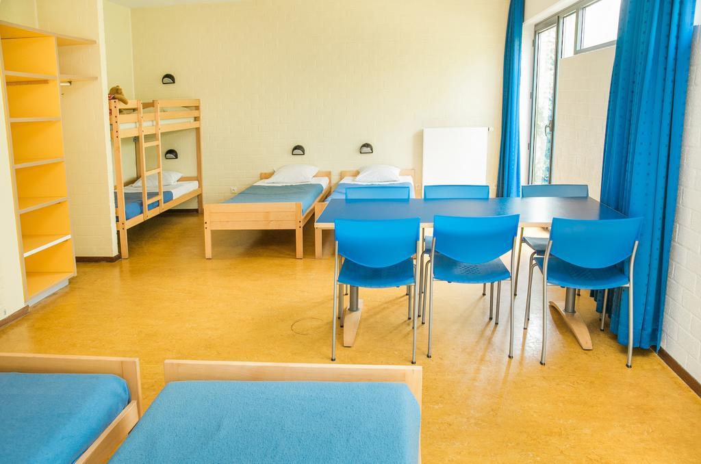 Jeugdherberg De Peerdevisser Oostduinkerke Pokoj fotografie