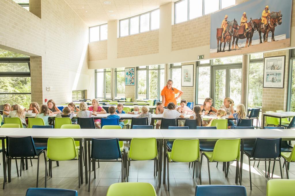 Jeugdherberg De Peerdevisser Oostduinkerke Exteriér fotografie